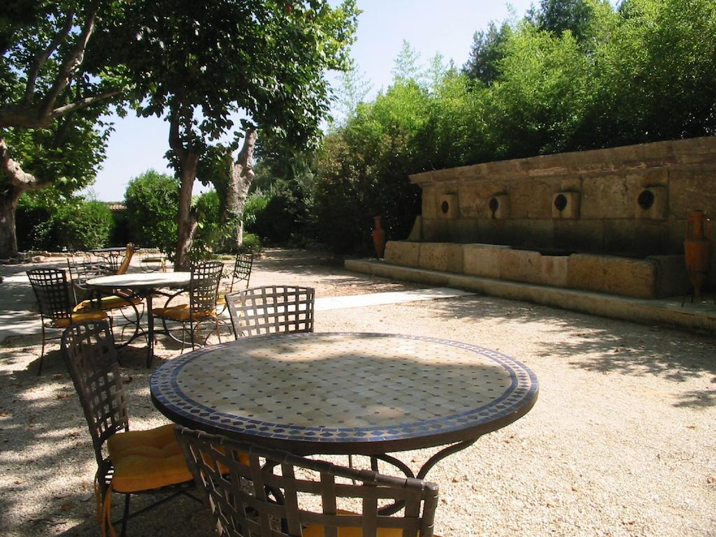 Mas De Shogol Bed & Breakfast Cavaillon Exterior photo