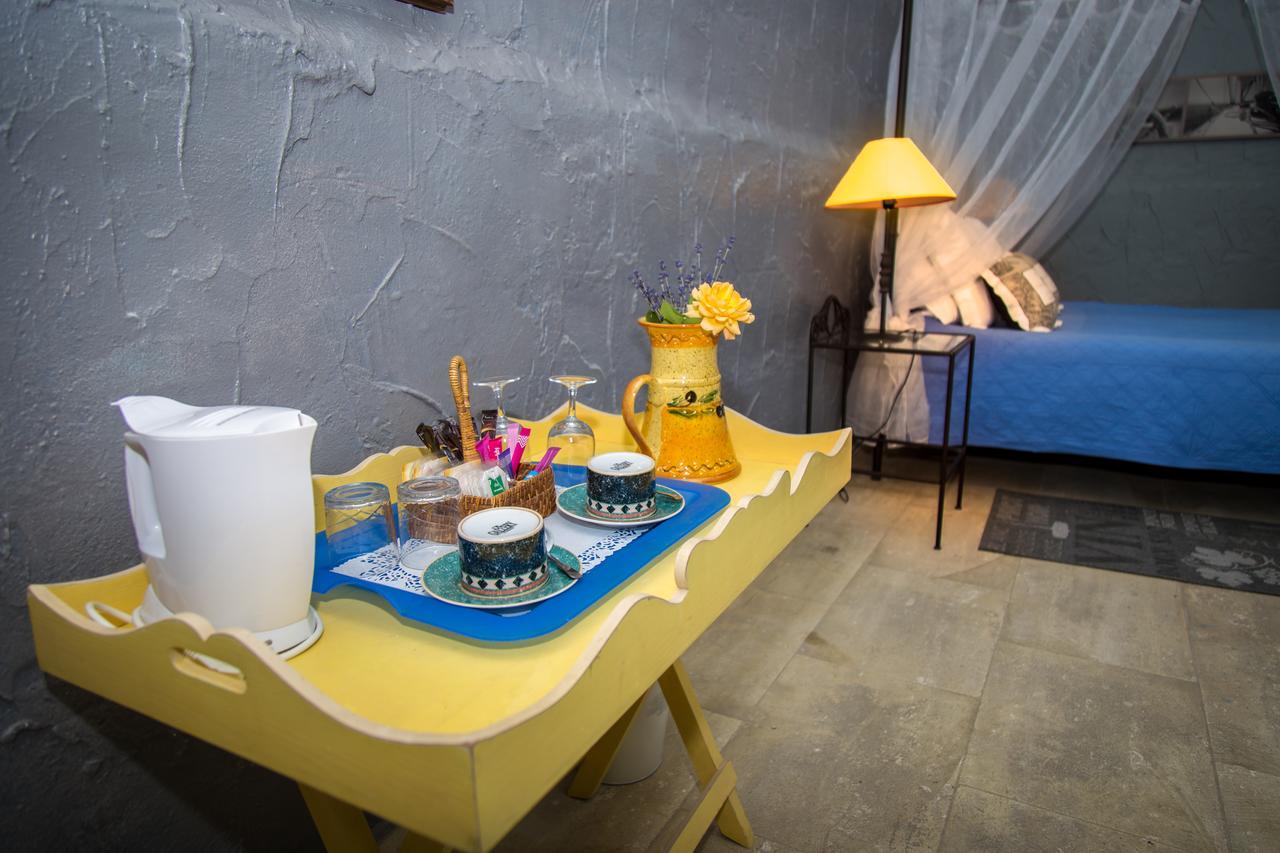 Mas De Shogol Bed & Breakfast Cavaillon Exterior photo